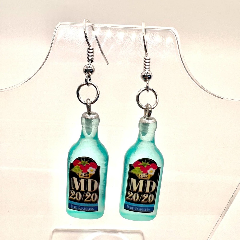 MD 20/20 Bottle Earrings - Mad Dog - Alcohol Earrings - New Years Eve Party